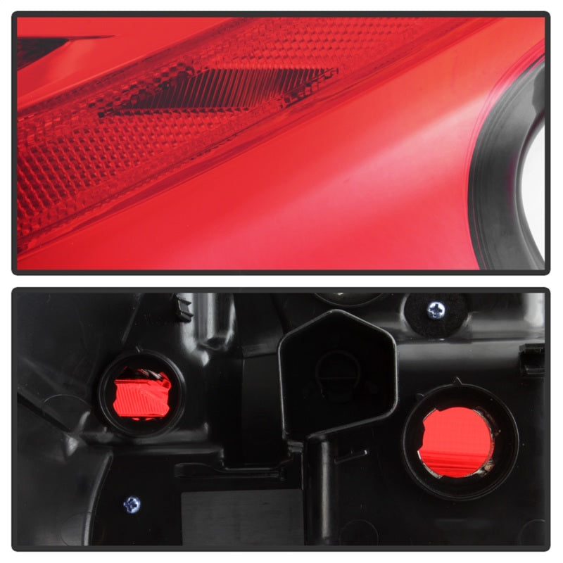 xTune 16-18 Nissan Altima 4DR Passenger Side Tail Light - OEM Outer Right (ALT-JH-NA16-4D-OE-OR)