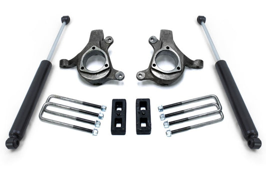 MaxTrac 99-06 GM C1500 2WD 3in/2in Spindle Lift Kit