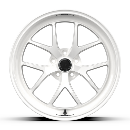 fifteen52 Sector RSR 19x9.5 5x114.3 38mm ET 73.1mm Center Bore Rally White