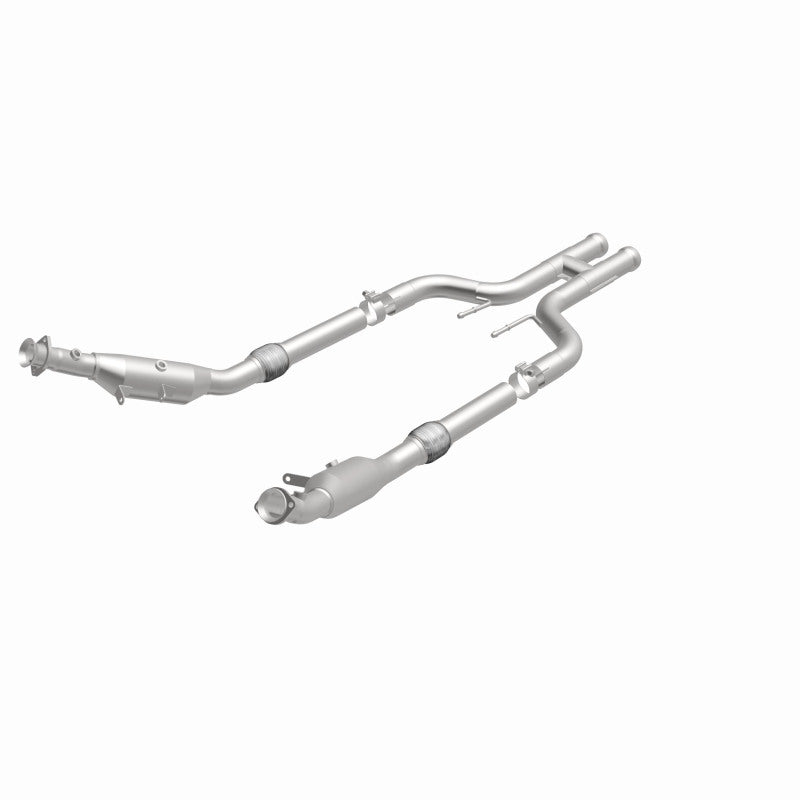 Magnaflow 2014 Mercedes-Benz S550 4.6L Direct Fit Converter