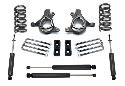 MaxTrac 99-06 GM C1500 2WD V6 5in/3in Spindle Lift Kit