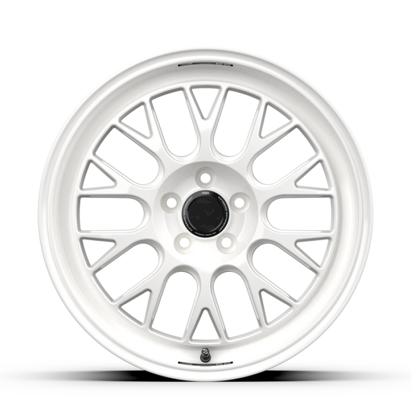 fifteen52 Holeshot RSR 18x8.5 5x108 42mm ET 63.4mm Center Bore Rally White