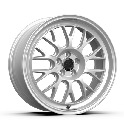 fifteen52 Holeshot RSR 18x9 5x100 42mm ET 73.1mm Center Bore Radiant Silver