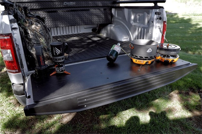 Dee Zee 17-23 Ford SuperDuty Tailgate Board - Polymer Composition