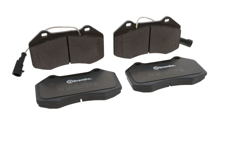 Brembo 15-20 Alfa Romeo 4C Front Low-Met Brake Pad
