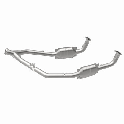 MagnaFlow Conv Direct Fit OEM 2003 Land Rover Discovery Underbody