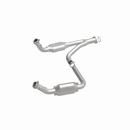 MagnaFlow Conv DF 07-09 Chevrolet/GMC Silverado/Sierra 2500 HD 6.0L Y-Pipe Assembly excludes Classic