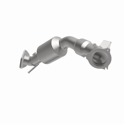 MagnaFlow 13-15 Land Rover LR2 2.0L CARB Compliant Direct Fit Catalytic Converter