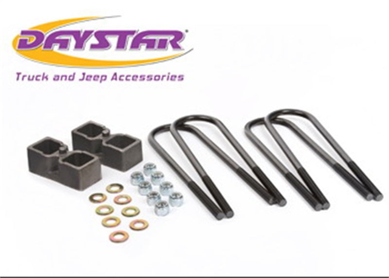 Daystar 2003-2013 Dodge Ram 2500 4WD (w/AAM 10.5 Axle & w/o Overloads) - 2in Rear Block & U-Bolt Kit