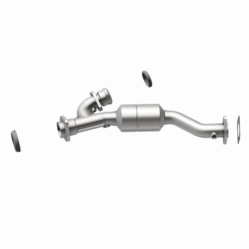 MagnaFlow Conv DF 01-03 Montero 3L Passenger Side Front