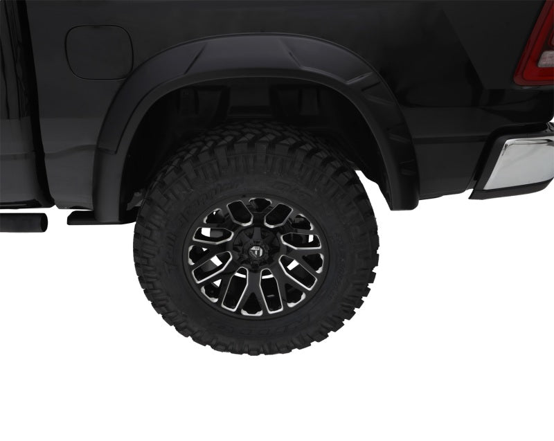 Bushwacker 17-19 Ford F-250 Super Duty w/ 81.8in Bed DRT Style Flares 4pc - Black