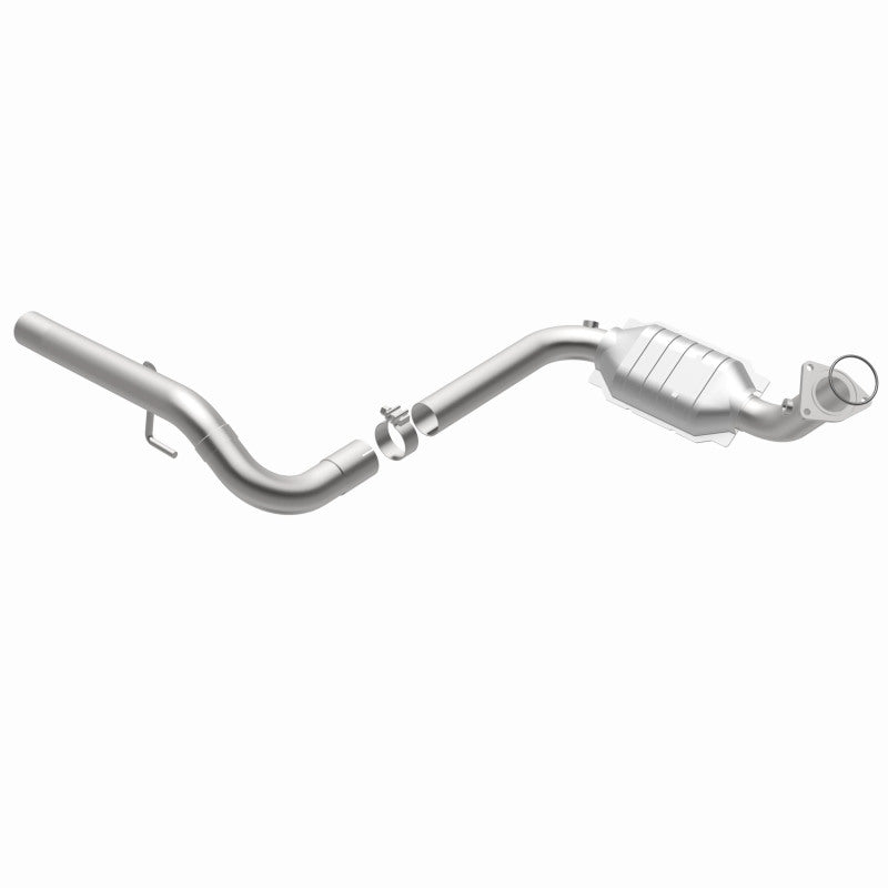 MagnaFlow Conv DF 02-06 Cadillac Escalade / 02-06 GM Yukon (Inc Denali)  6.0L D/S