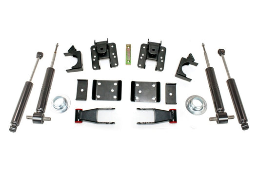 MaxTrac 07-18 GM C/K1500 2WD/4WD (Non Magneride) 2in/4in Lowering Strut Kit