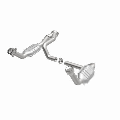 MagnaFlow Conv DF 02-06 Cadillac Truck. 8 5.3L Dual Conv. Y-Pipe Assy 2wd/Chevy Truck 99-07