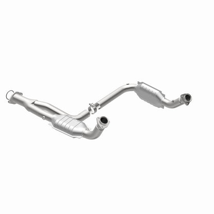 MagnaFlow Conv DF 07-09 Chevrolet/GMC Silverado/Sierra 2500 HD 6.0L Y-Pipe Assembly excludes Classic