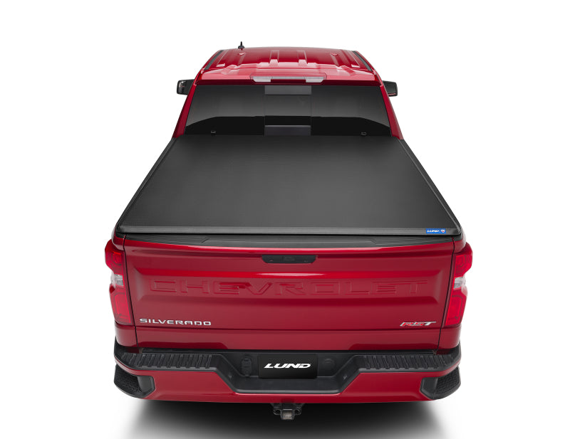 Lund 15-17 Chevy Silverado 3500 Fleetside (6.6ft. Bed) Hard Fold Tonneau Cover - Black