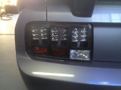 Spyder Ford Mustang 05-09 LED Tail Lights Black ALT-YD-FM05-LED-BK