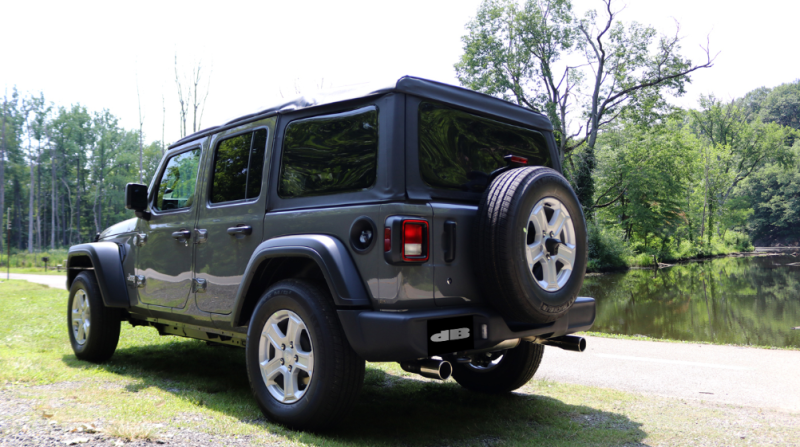 Corsa 2018-2024 Jeep Wrangler JL 2.5in Dual Rear Exit Black Tips Touring Axle-Back Exhaust