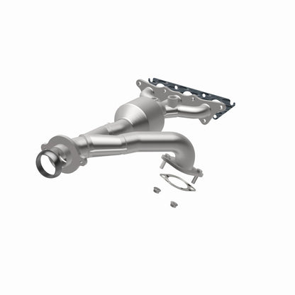 MagnaFlow Conv DF 04-05 Mitsu Endeavor 3.8L