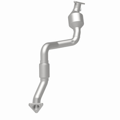 MagnaFlow Conv DF 07 VW Touareg 3.6L Front close